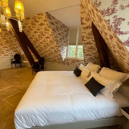 Hotel Chateau Des Hauts De Provins